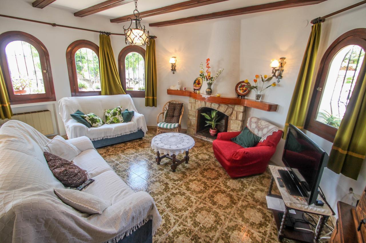 Fustera Pedros - Old-Style Country House In ベニッサ エクステリア 写真
