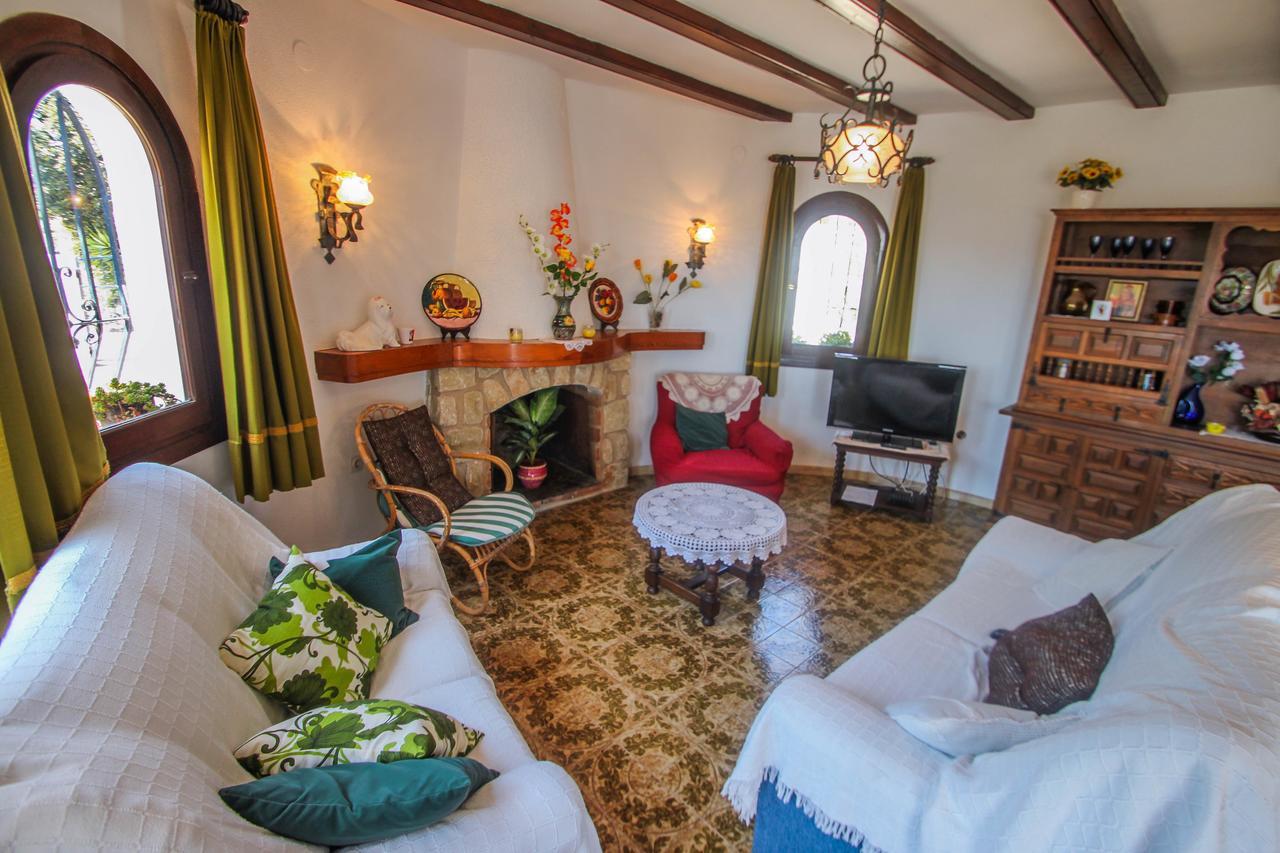 Fustera Pedros - Old-Style Country House In ベニッサ エクステリア 写真