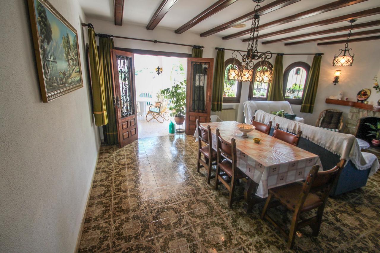 Fustera Pedros - Old-Style Country House In ベニッサ エクステリア 写真